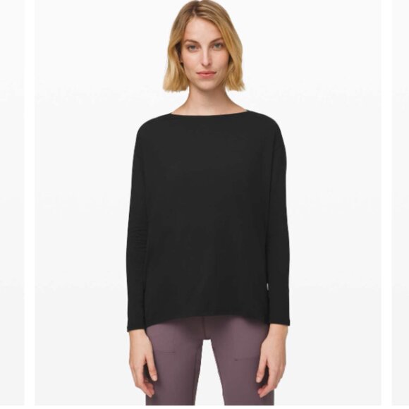 Lululemon Back in Action Long Sleeve Size 12 or 14 Black - Picture 1 of 5